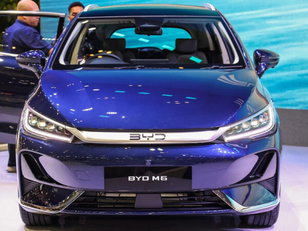 BYD M6 - Ảnh 3
